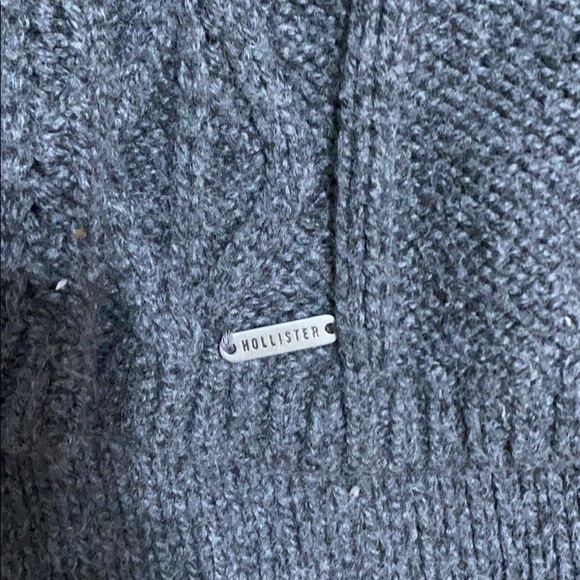 Sweater - Picture 3 of 4